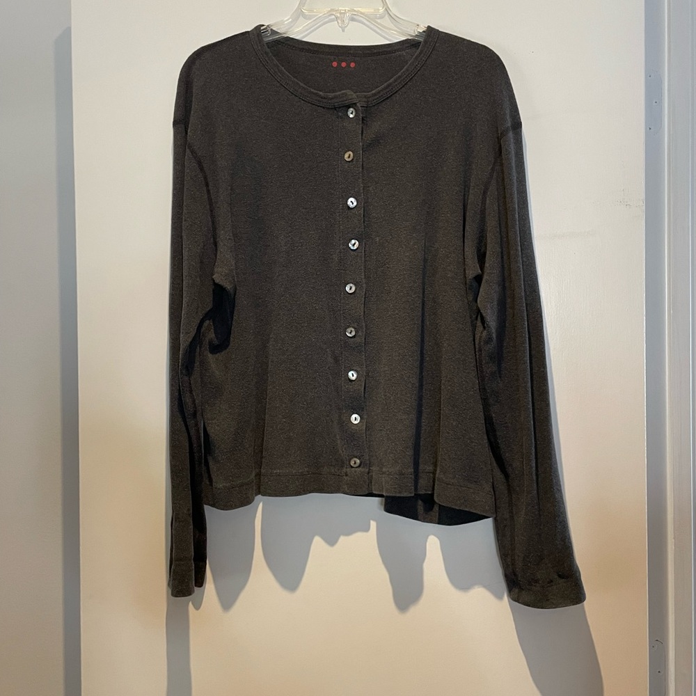 Three dots cotton cardigan/shirt dark gray with front button closure. - Picture 6 of 7